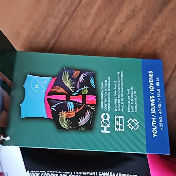 Hyperlite- Life Vest- Youth 55lbs-88lbs Pink/Blue/Black New With Tags- PFD - Picture 3 of 5